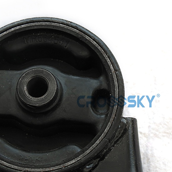 ENGINE MOUNT