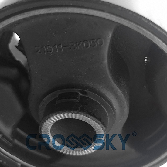 ENGINE MOUNT